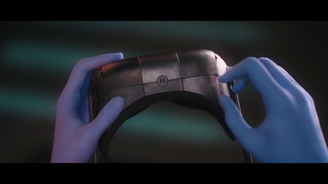 Video Reference: Human body, Flash photography, Peripheral, Input device, Gadget, Audio equipment, Automotive design, Electric blue, Comfort, Human leg