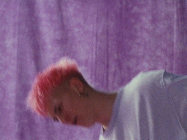 Video Reference: Purple, Sleeve, Magenta, Elbow, T-shirt, Sky, Flesh, Fun, Room, Beard