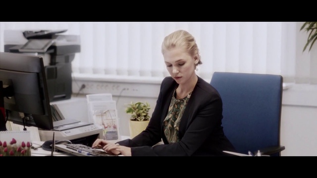 Video Reference: Computer, Personal computer, Output device, Plant, Table, Computer monitor, Peripheral, Computer desk, Desk, White-collar worker