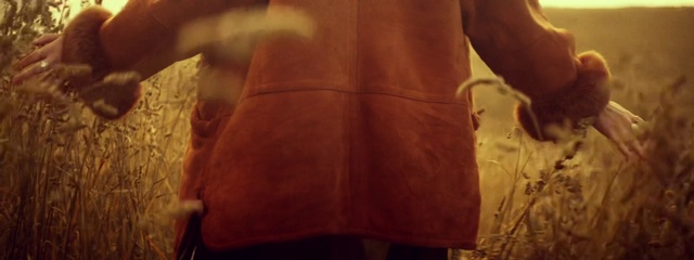 Video Reference: Sleeve, Wood, Tints and shades, Bag, Human leg, Peach, Linens, Pattern, Fashion accessory, Leather