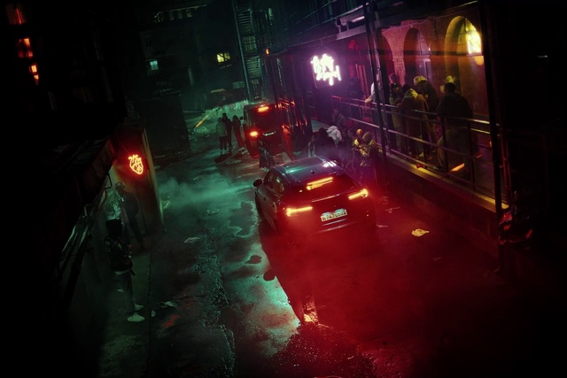 Video Reference: Automotive lighting, Car, Wheel, Vehicle, Tire, Electricity, Headlamp, Automotive tail & brake light, Entertainment, Motor vehicle