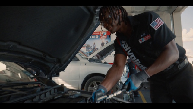 Video Reference: Wheel, Tire, Vehicle, Hood, Automotive tire, Automotive lighting, Car, Motor vehicle, Automotive exterior, Fender