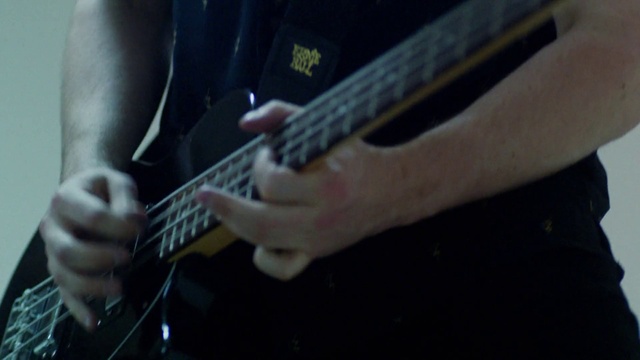 Video Reference: Musical instrument, String instrument, String instrument, Musician, Guitar, Plucked string instruments, Guitarist, Musical instrument accessory, String instrument accessory, Guitar accessory