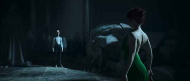 Video Reference: Flash photography, Grey, Performing arts, Entertainment, Fictional character, Event, Darkness, Electric blue, Performance art, Fashion design