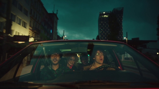 Video Reference: Car, Land vehicle, Sky, Building, Vehicle, Automotive lighting, Motor vehicle, Hood, Window, Automotive mirror