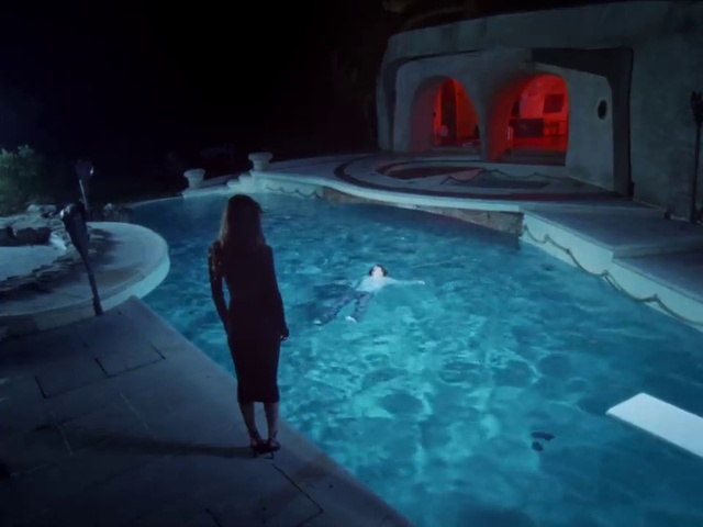 Video Reference: Water, Vertebrate, World, Azure, Organism, Aqua, Leisure, Fun, Recreation, Swimming pool