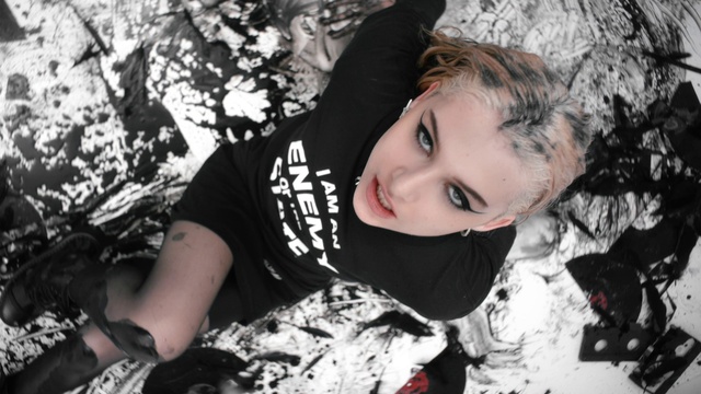 Video Reference: Head, Smile, Hairstyle, Flash photography, Plant, Happy, Style, Black-and-white, Cool, Black hair