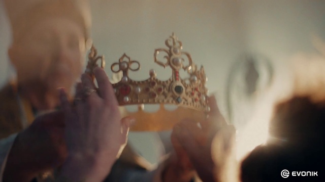 Video Reference: Gesture, Finger, Eyewear, Jewellery, Event, Nail, Font, Wrist, Headpiece, Fun