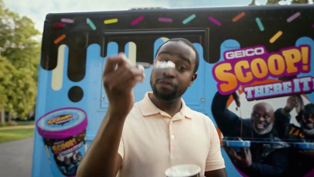 Video Reference: Hand, Fun, Leisure, T-shirt, Recreation, Motor vehicle, Event, Child, Automotive exterior, Travel