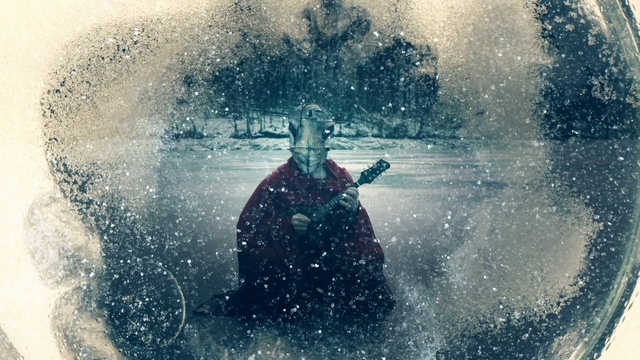 Video Reference: Water, People in nature, Happy, Watercraft, Flash photography, Sunlight, Atmospheric phenomenon, Boats and boating--Equipment and supplies, Recreation, Tree