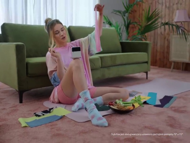 Video Reference: Shoe, Furniture, Leg, Comfort, Plant, Couch, Thigh, Houseplant, Knee, Wood