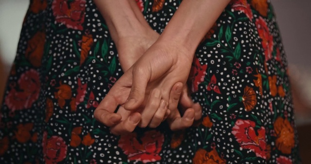 Video Reference: Hand, Nail, Orange, Finger, Cosmetics, Gesture, Nail care, Thumb, Nail polish, Community