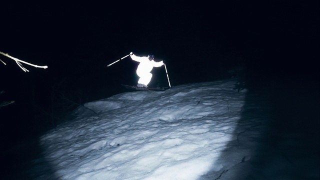 Video Reference: Flash photography, Slope, Snow, Heat, Darkness, Event, Tree, Recreation, Landscape, Electric blue