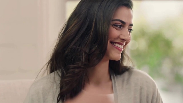 Video Reference: Nose, Smile, Skin, Lip, Chin, Eyebrow, Shoulder, Eye, Eyelash, Mouth