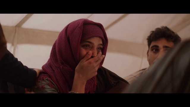 Video Reference: Forehead, Mouth, Comfort, Gesture, Happy, Flash photography, Tints and shades, Magenta, Fun, Event