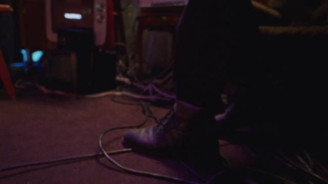 Video Reference: Purple, Entertainment, Musical instrument, Music, Musician, Performing arts, Flooring, Audio equipment, Magenta, Event