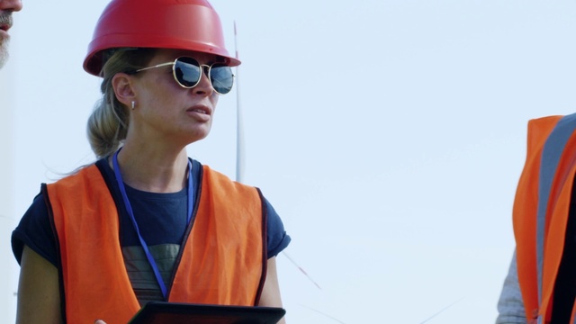 Video Reference: Glasses, Vision care, Goggles, Sunglasses, Sky, Orange, Sleeve, Hat, Gesture, Eyewear