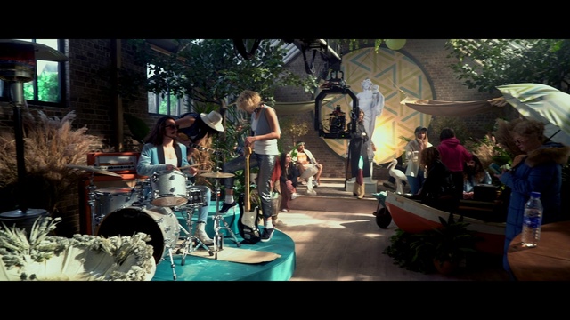 Video Reference: Plant, Wheel, Tree, Leisure, Drum, Fun, Performing arts, Event, Entertainment, Recreation