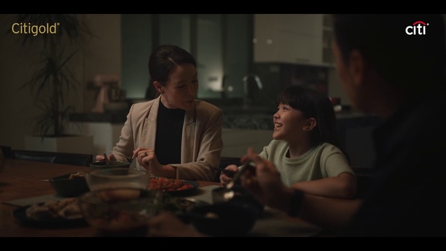 Video Reference: Hand, Flash photography, Gesture, Tableware, Event, Fun, Darkness, Midnight, Conversation, Entertainment