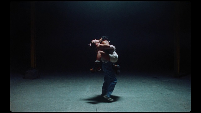 Video Reference: Flash photography, Gesture, Performing arts, Choreography, Entertainment, Event, Darkness, Performance art, Acting, Music