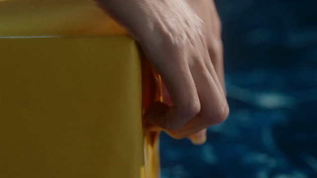Video Reference: Wood, Gesture, Finger, Wrist, Nail, Thumb, Tints and shades, Waist, Wood stain, Human leg