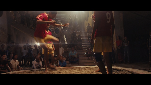 Video Reference: Music, Performing arts, Flash photography, Entertainment, Artist, Event, Choreography, Darkness, Performance art, Music venue