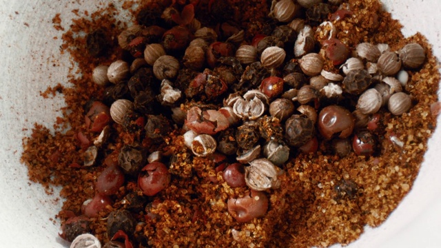 Video Reference: Brown, Plant, Natural material, Ingredient, Natural foods, Produce, Cuisine, Nuts & seeds, Food, Dish