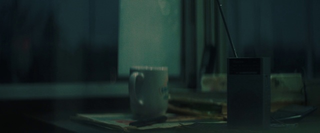 Video Reference: Drinkware, Tableware, Coffee cup, Cup, Serveware, Gas, Tints and shades, Wood, Electric blue, Glass