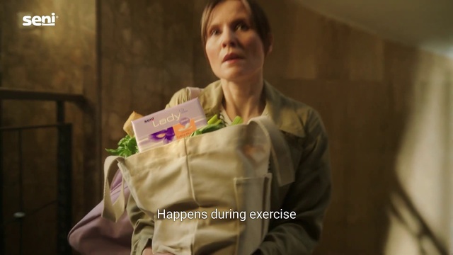 Video Reference: Sleeve, Flash photography, Event, Fun, Formal wear, Uniform, Personal protective equipment, Happy, Workwear, Job