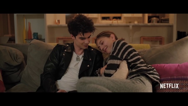 Video Reference: Arm, Furniture, Comfort, Flash photography, Couch, Happy, Jacket, Fun, Event, Sitting