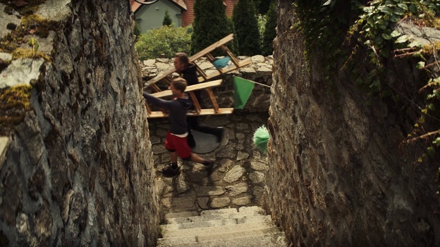 Video Reference: Plant, Wood, Trunk, Leisure, Forest, Travel, Landscape, Tree, Sitting, Soil