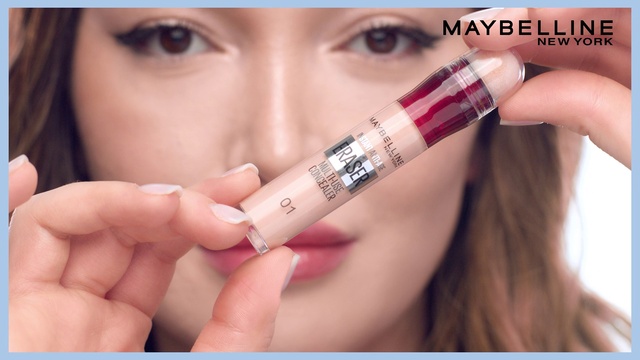 Video Reference: Nose, Skin, Lip, Hand, Eyebrow, Eyelash, Lipstick, Mouth, Gesture, Finger