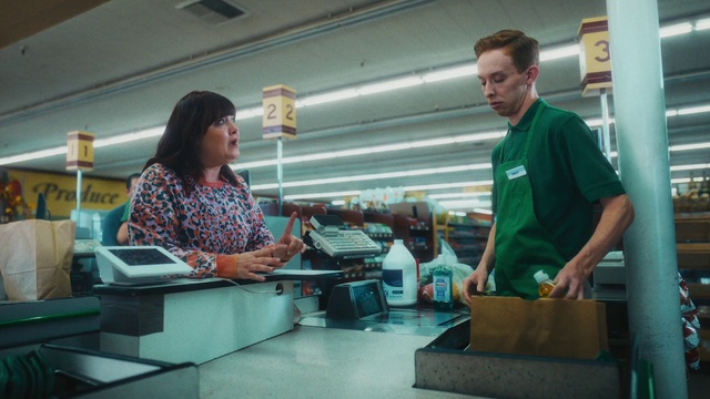 Video Reference: Shorts, Leisure, Engineering, T-shirt, Service, Fun, Job, Customer, Cooking, Machine