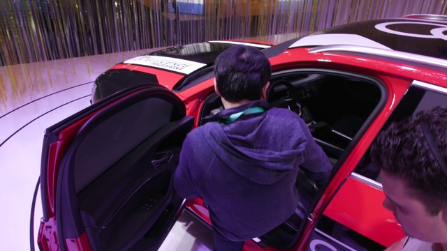 Video Reference: Vehicle, Hood, Car, Automotive lighting, Motor vehicle, Automotive design, Automotive tire, Automotive exterior, Vehicle door, Personal luxury car