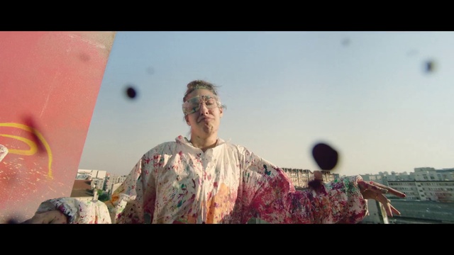 Video Reference: Sky, Daytime, World, Nature, Flash photography, Lighting, Happy, Fun, Cool, Travel