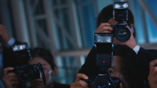 Video Reference: Photographer, Videographer, Camera lens, Reflex camera, Digital camera, Camera, Flash photography, Camera accessory, Digital SLR, Cameras & optics