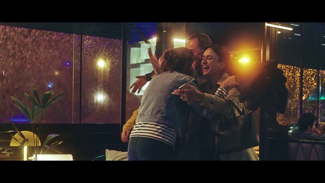 Video Reference: Smile, Flash photography, Entertainment, Fun, Event, Performing arts, Music venue, Display device, Magenta, T-shirt