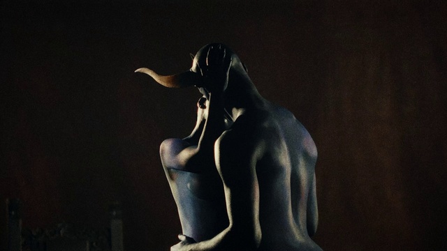 Video Reference: Sculpture, Statue, Gesture, Chest, Art, Trunk, Monument, Artifact, Classical sculpture, Elbow