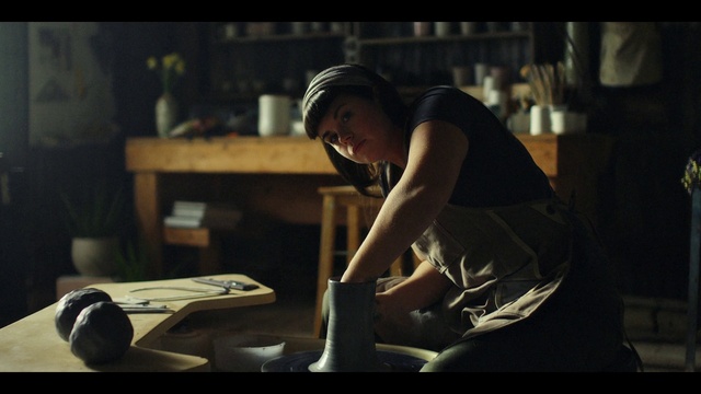 Video Reference: Flash photography, Automotive design, Office equipment, Elbow, Wood, Human leg, Fashion design, Darkness, Sitting, Monochrome