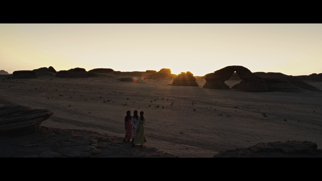 Video Reference: Sky, Cloud, Sunlight, Dusk, Sunset, Horizon, Landscape, Aeolian landform, Travel, Slope