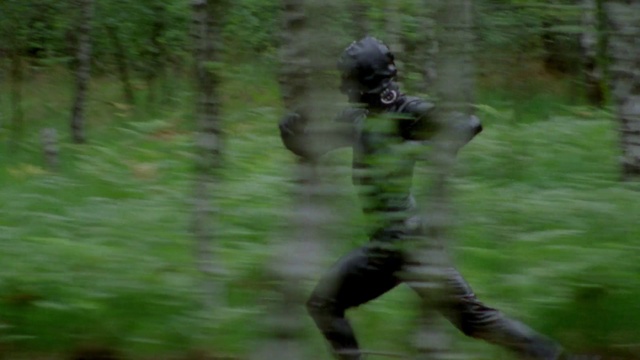 Video Reference: Military camouflage, Skirmish, Plant, Terrestrial plant, Marines, Grass, Sports gear, Paintball equipment, Personal protective equipment, Forest