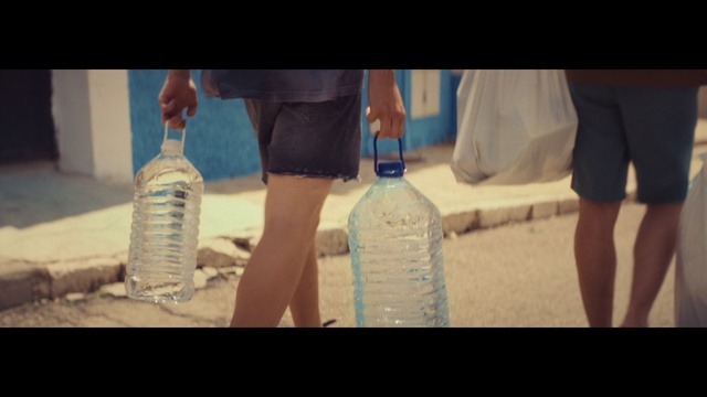 Video Reference: Joint, Water, Bottle, Bottled water, Water bottle, Drinkware, Mineral water, Automotive tire, Drinking water, Plastic bottle