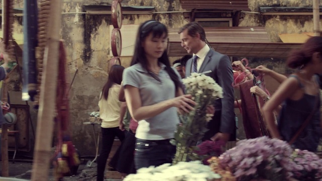 Video Reference: Flower, Photograph, Fashion, Textile, Plant, Happy, Temple, Flash photography, Bridal clothing, Gesture