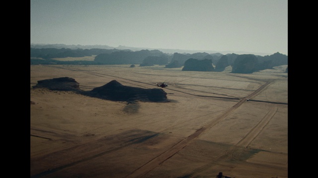Video Reference: Sky, Ecoregion, Atmospheric phenomenon, Plain, Natural landscape, Horizon, Tints and shades, Landscape, Grassland, Calm