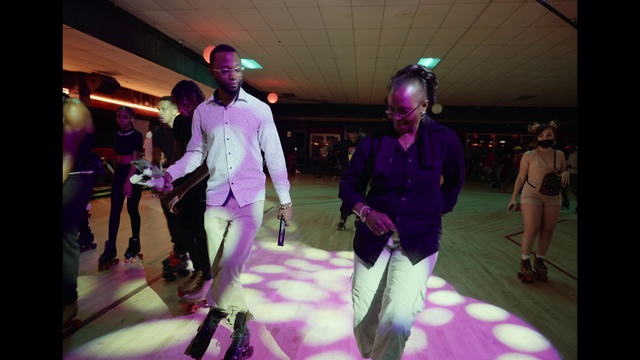 Video Reference: Purple, Entertainment, Pink, Violet, Fun, Dance, Performing arts, Leisure, Magenta, Event