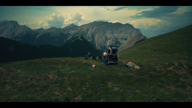Video Reference: Cloud, Sky, Mountain, Natural landscape, Highland, Slope, Grass, Terrain, Grassland, Mountainous landforms