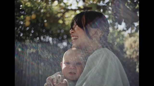 Video Reference: Skin, Smile, People in nature, Flash photography, Happy, Gesture, Tree, Toddler, Fun, Baby