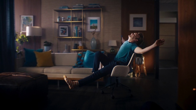 Video Reference: Flash photography, Couch, Comfort, Interior design, Bookcase, Shelf, studio couch, Living room, Shelving, Flooring