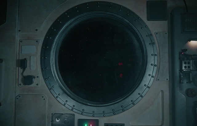 Video Reference: Automotive tire, Audio equipment, Gas, Circle, Space, Composite material, Science, Engineering, Machine, Electric blue