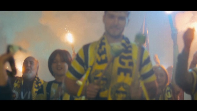 Video Reference: World, Entertainment, Fun, Event, Space, Happy, Darkness, Music, Crowd, Performance